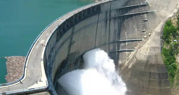 도야마 · Kurobe Dam 실제 풍경